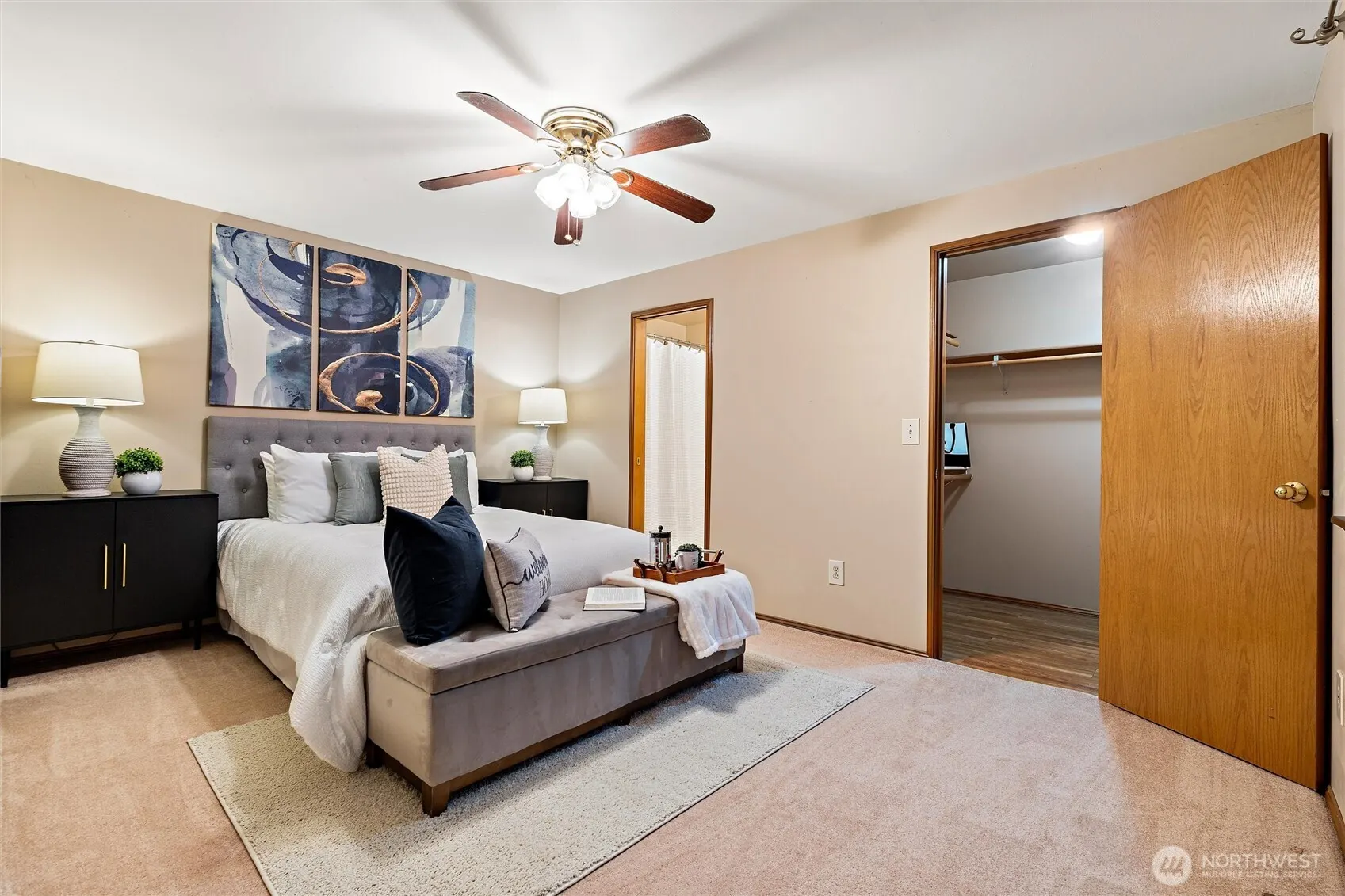 1228 S Lake Stickney Drive , Lynnwood, WA 98087