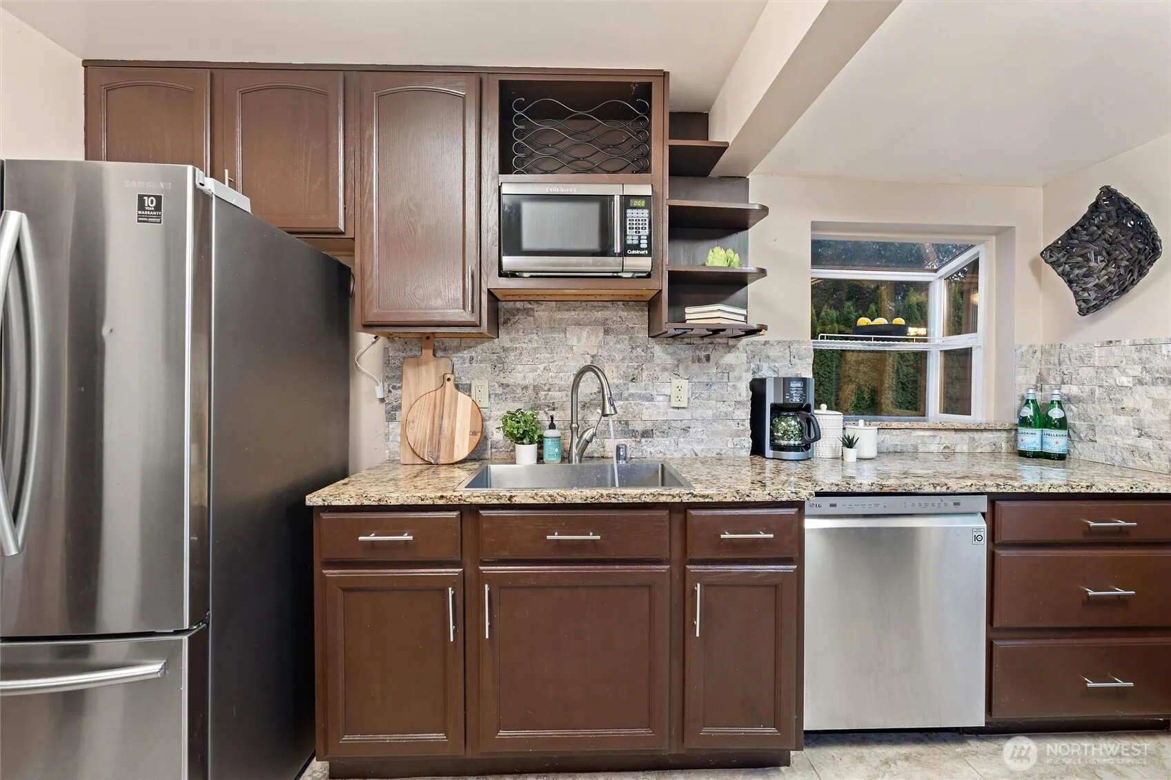 1228 S Lake Stickney Drive , Lynnwood, WA 98087