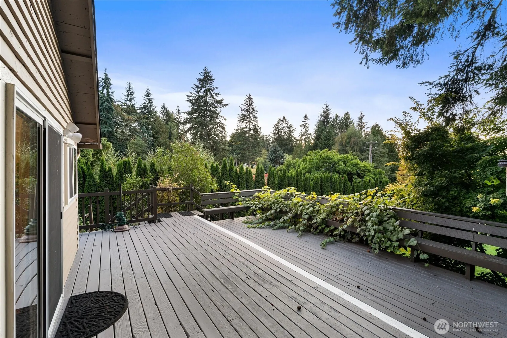 1228 S Lake Stickney Drive , Lynnwood, WA 98087