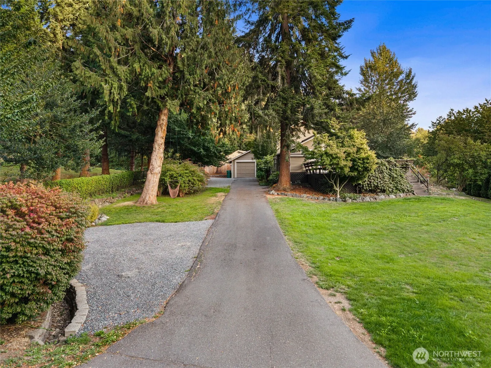 1228 S Lake Stickney Drive , Lynnwood, WA 98087