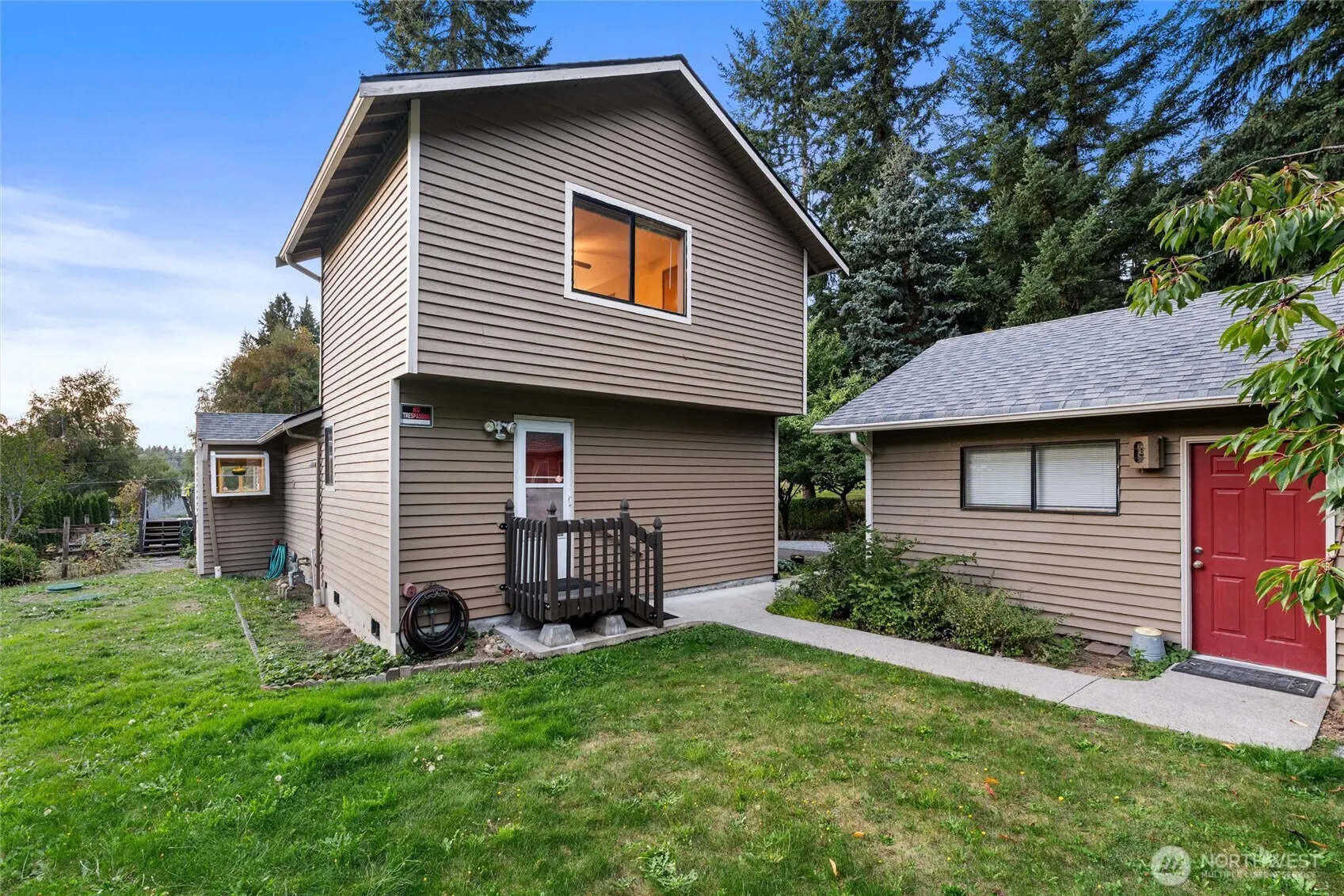 1228 S Lake Stickney Drive , Lynnwood, WA 98087