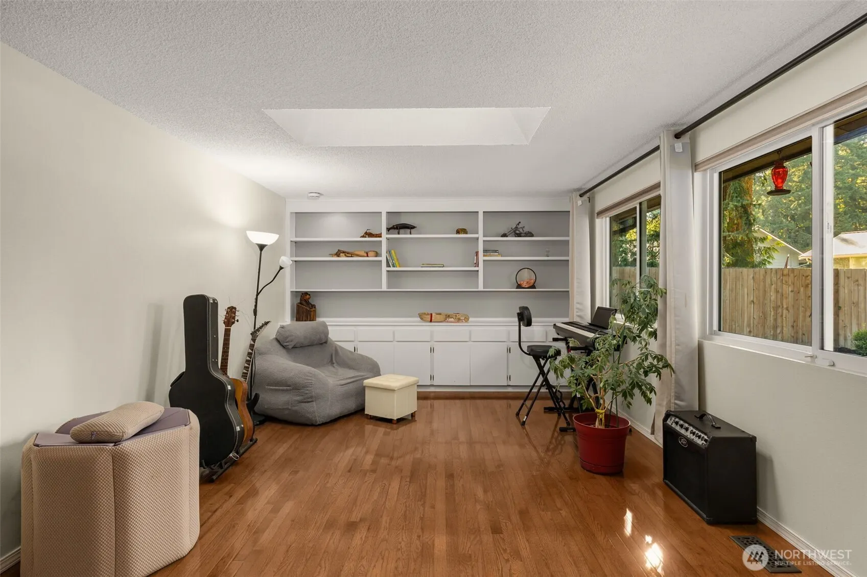 11601 NE 150th Place , Kirkland, WA 98034
