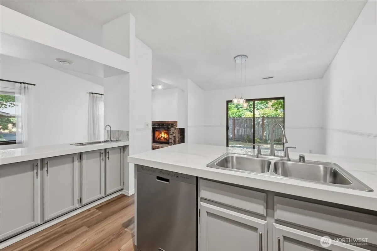 16006 Village Green Drive , Mill Creek, WA 98012