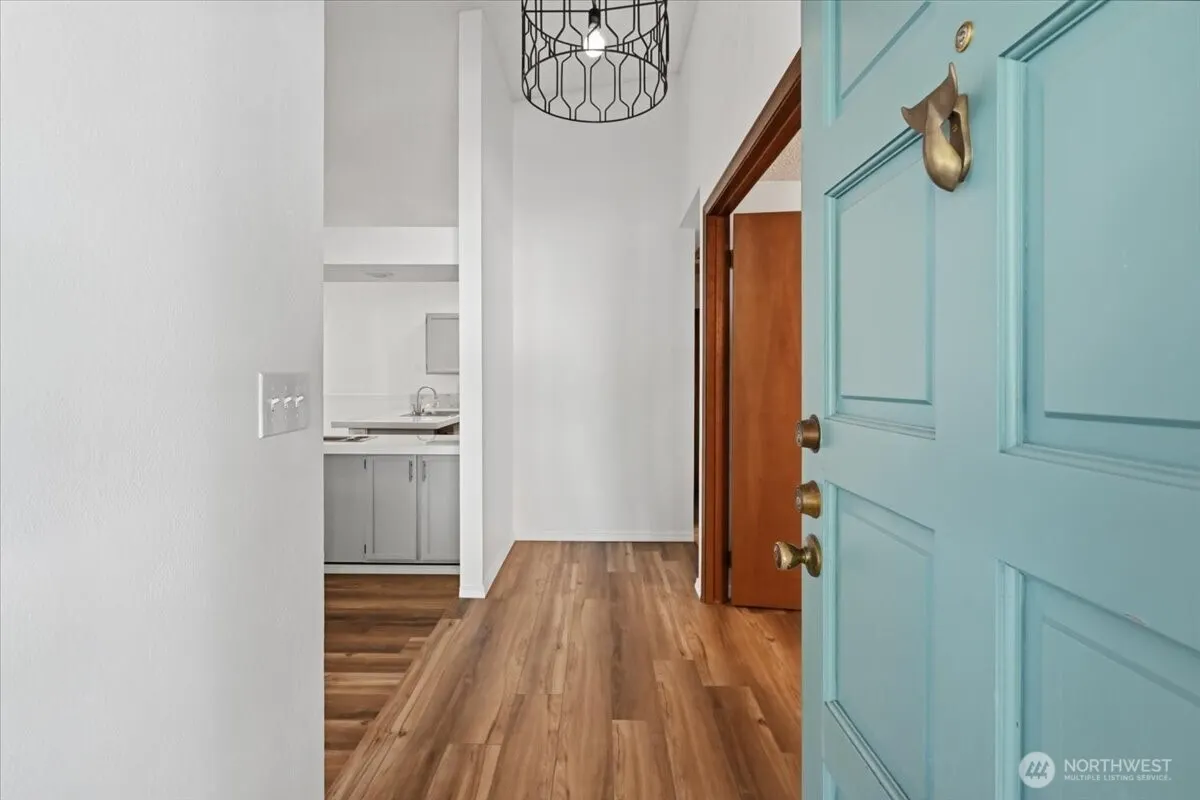 16006 Village Green Drive , Mill Creek, WA 98012