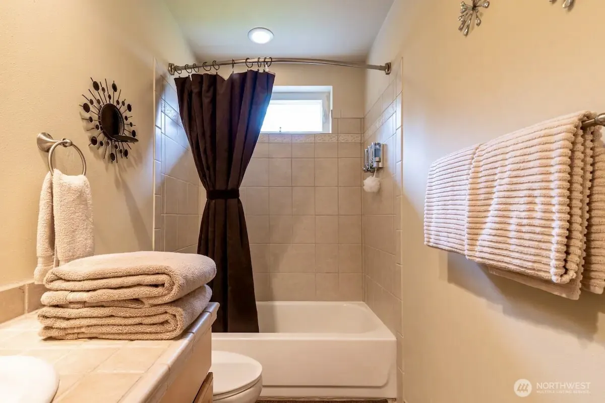17514 W Riverside Drive , Bothell, WA 98011