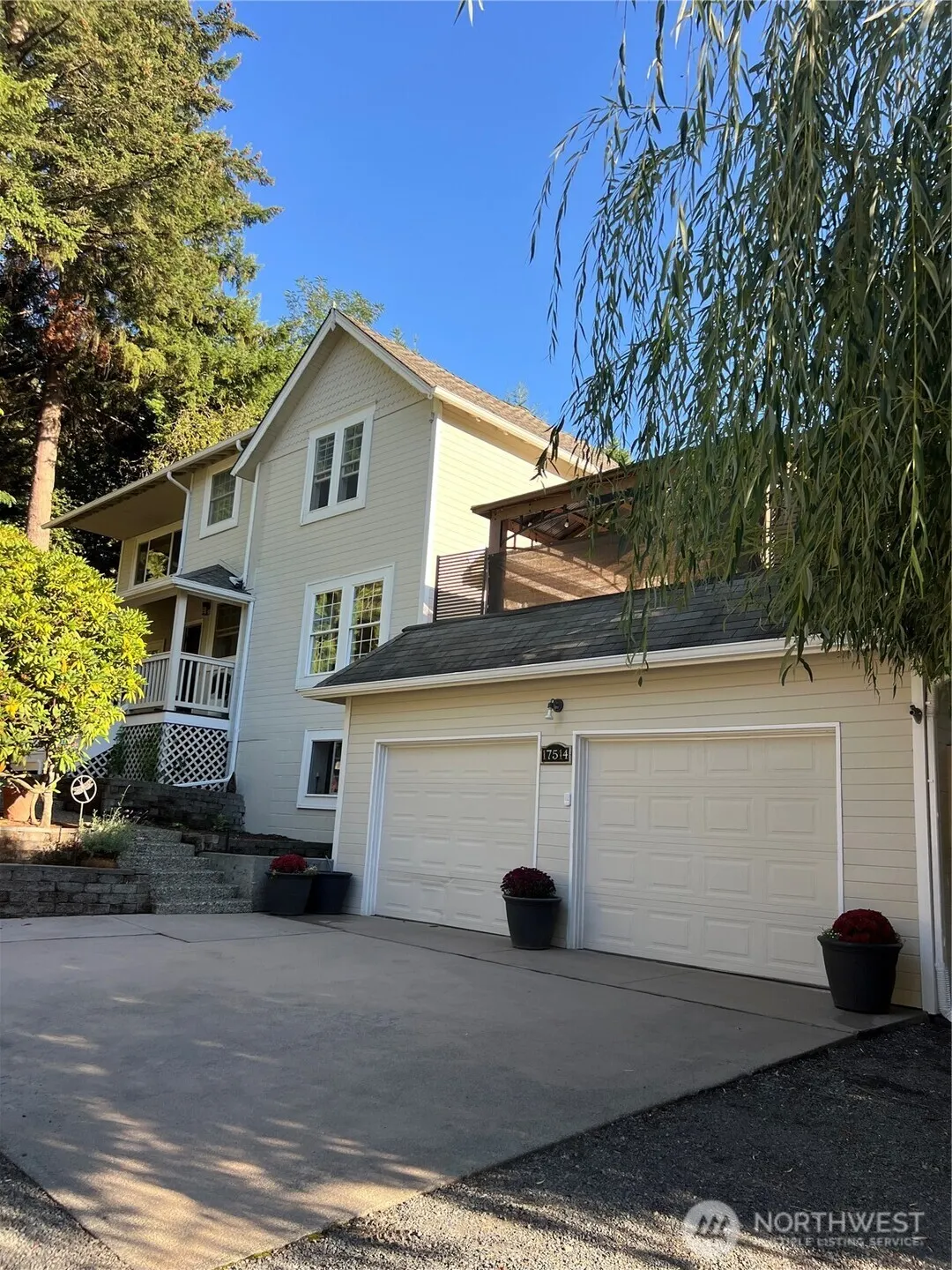 17514 W Riverside Drive , Bothell, WA 98011