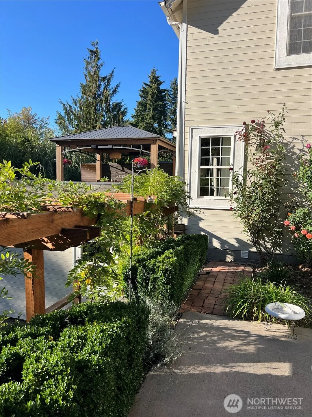 17514 W Riverside Drive , Bothell, WA 98011