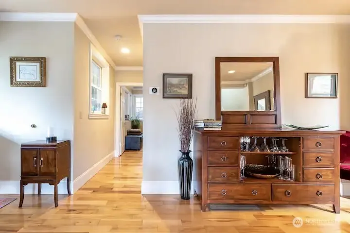 17514 W Riverside Drive , Bothell, WA 98011