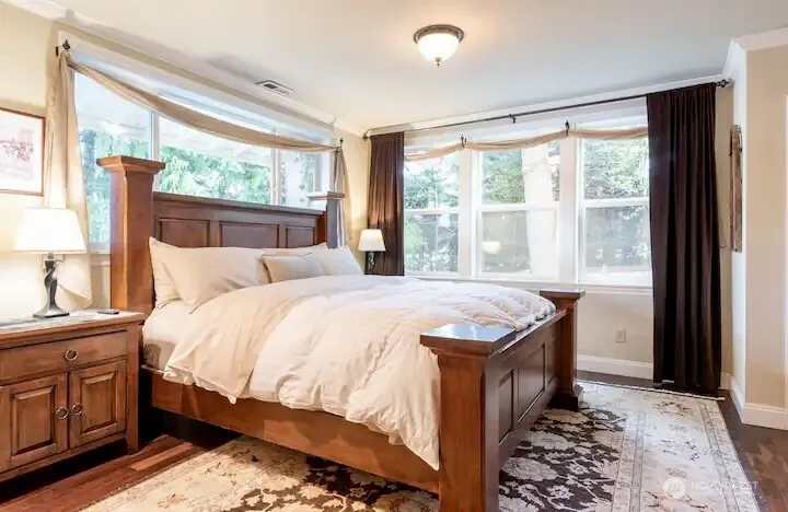 17514 W Riverside Drive , Bothell, WA 98011