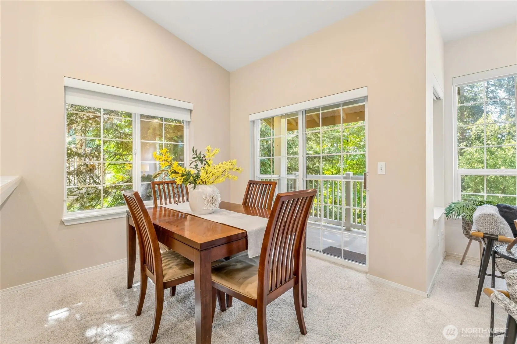 18555 NE 57th Street #18555, Redmond, WA 98052