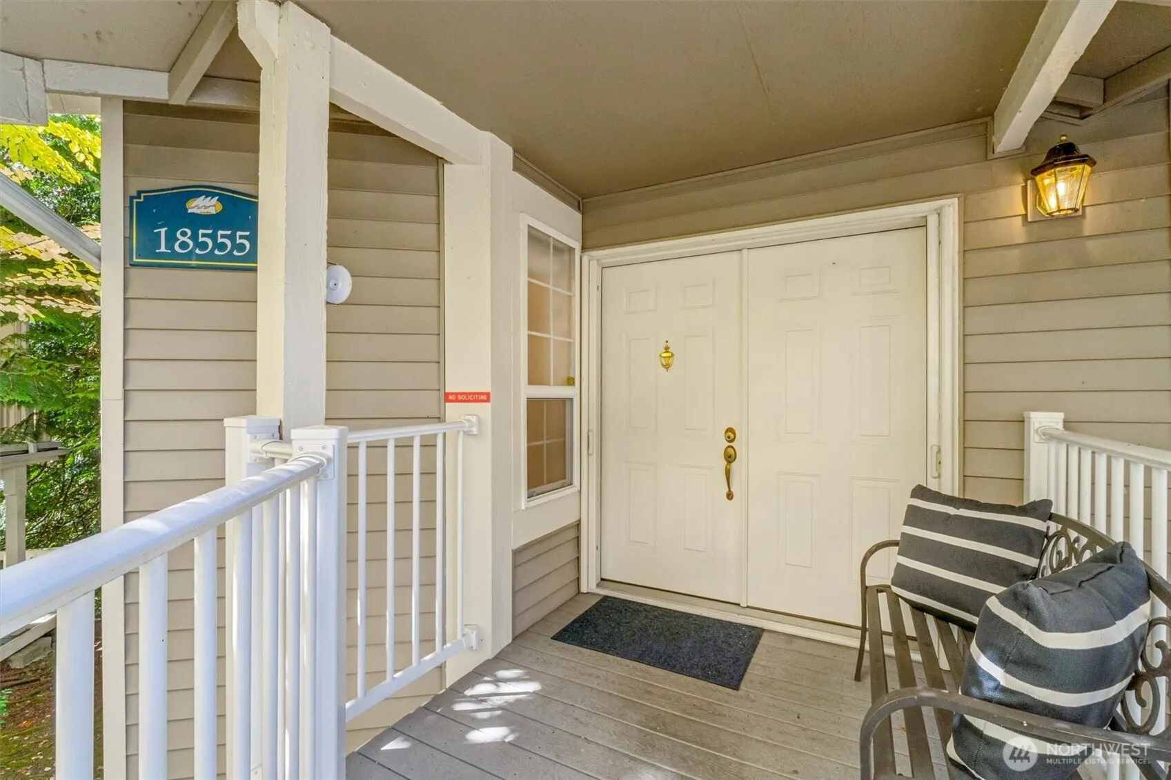 18555 NE 57th Street #18555, Redmond, WA 98052