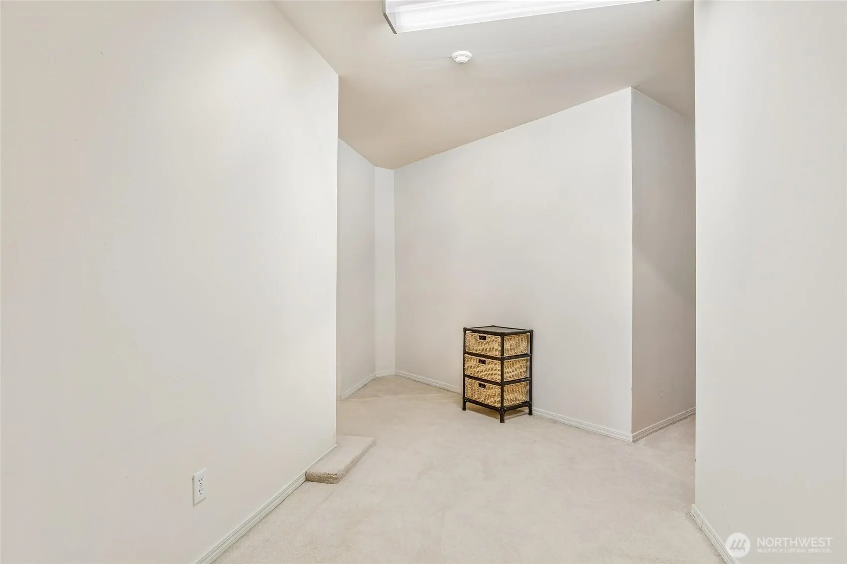 18555 NE 57th Street #18555, Redmond, WA 98052