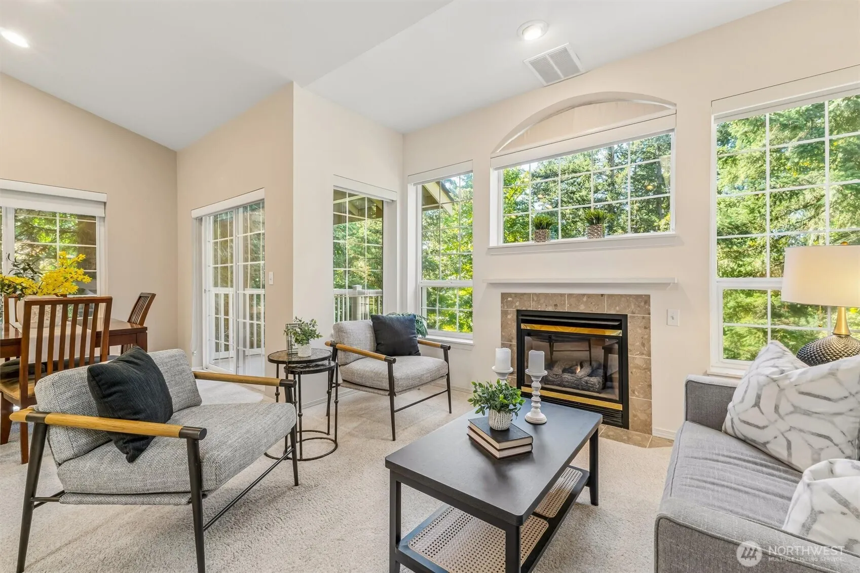 18555 NE 57th Street #18555, Redmond, WA 98052
