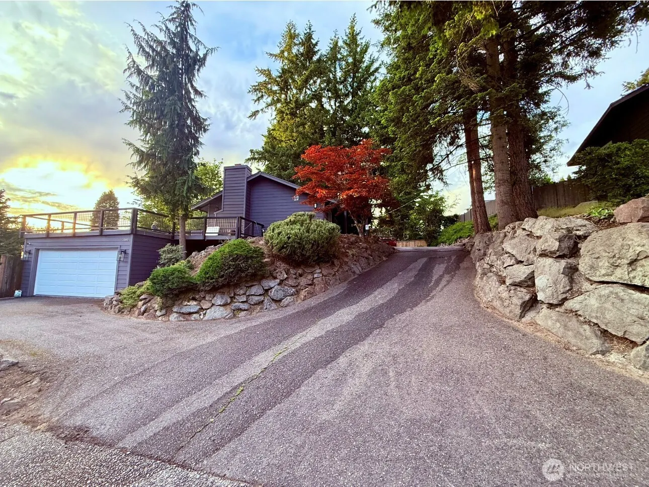 2000 NE 27th Street , Renton, WA 98056