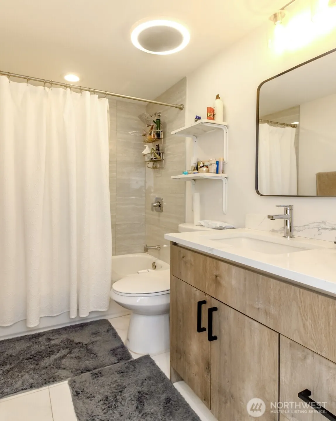 2000 NE 27th Street , Renton, WA 98056