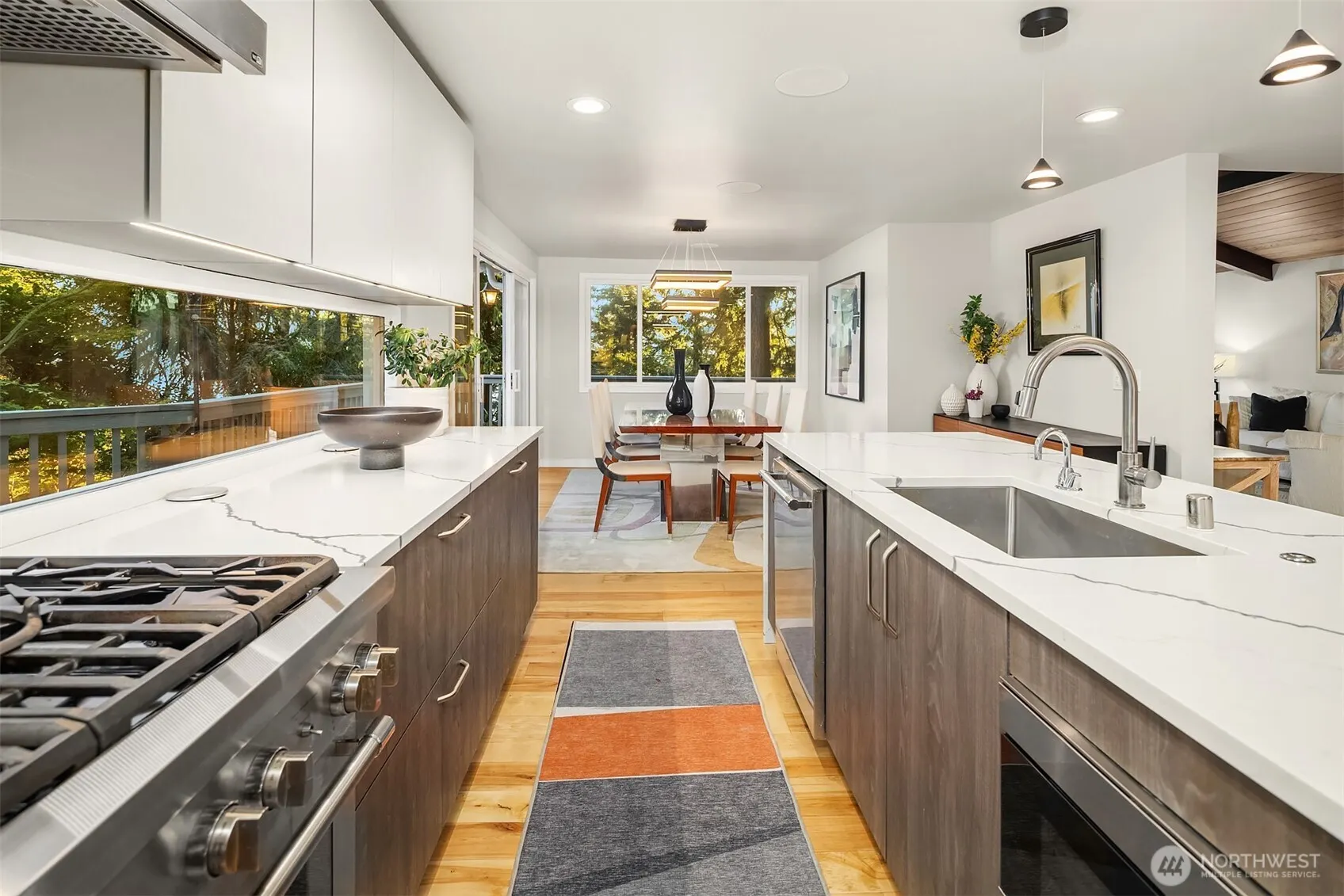 2911 198th Avenue SE, Sammamish, WA 98075