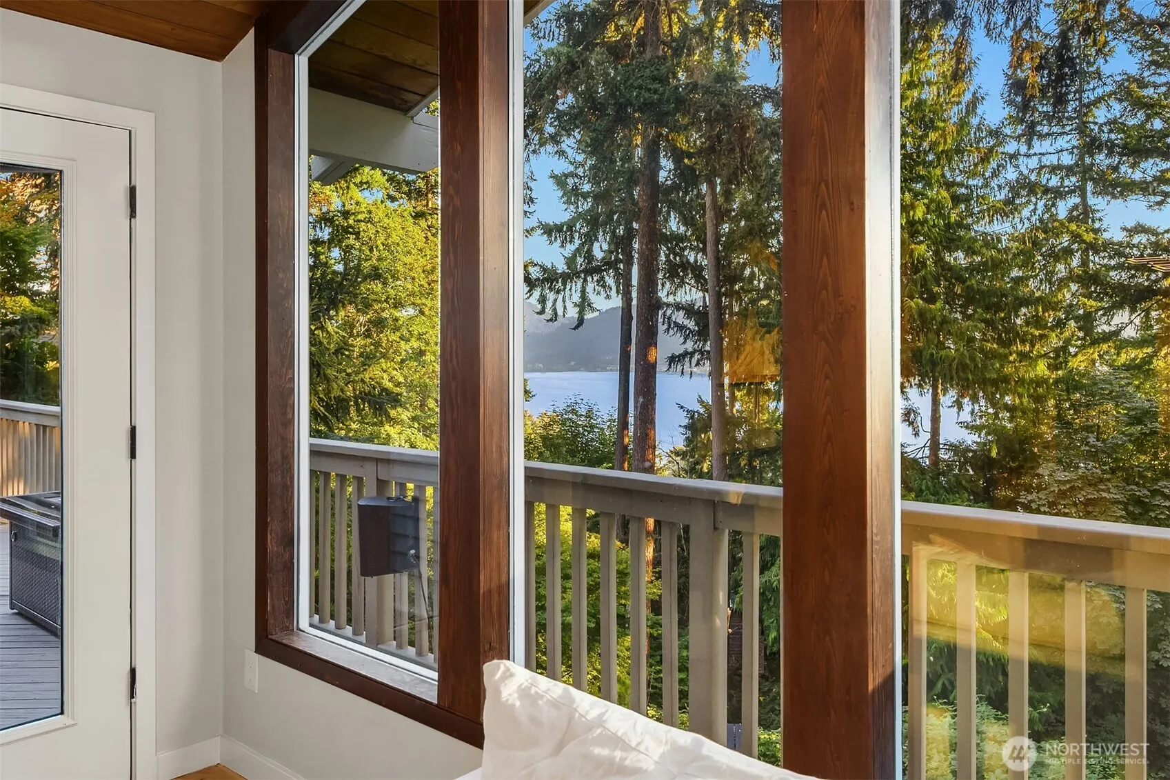 2911 198th Avenue SE, Sammamish, WA 98075