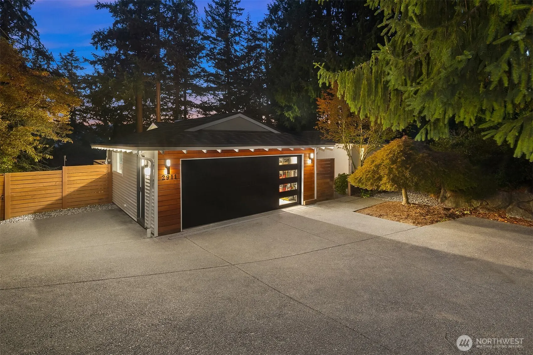 2911 198th Avenue SE, Sammamish, WA 98075