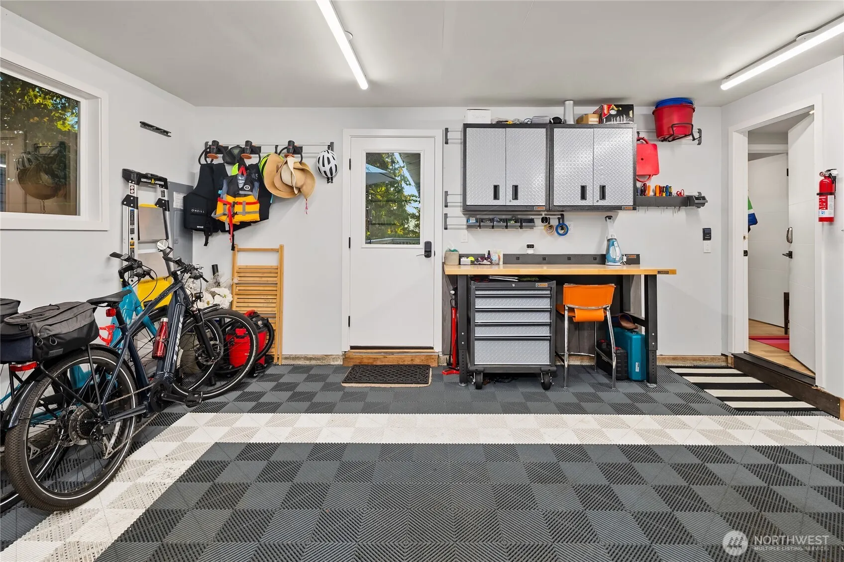 2911 198th Avenue SE, Sammamish, WA 98075