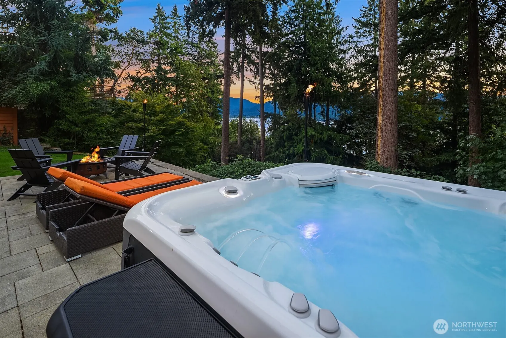 2911 198th Avenue SE, Sammamish, WA 98075