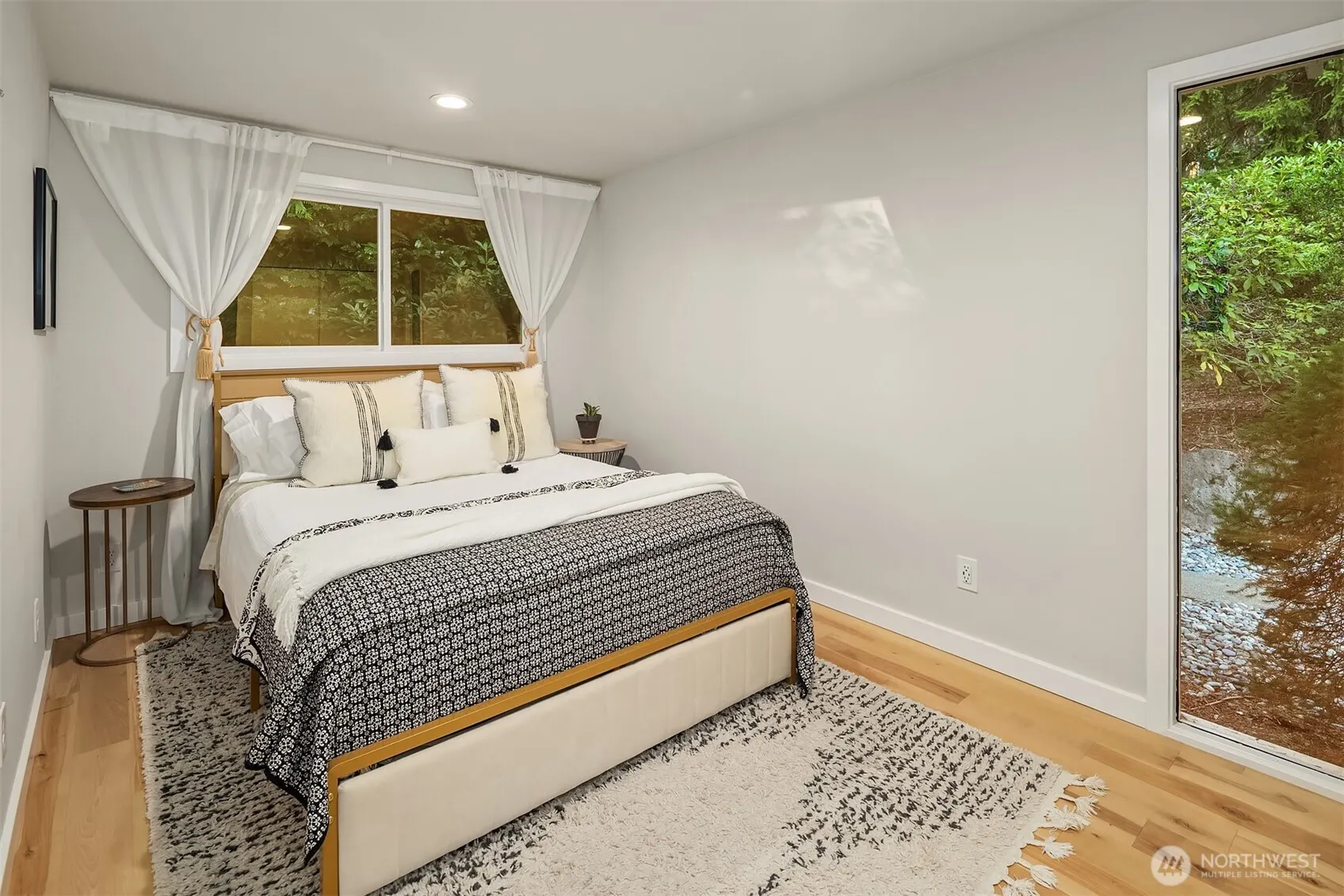2911 198th Avenue SE, Sammamish, WA 98075