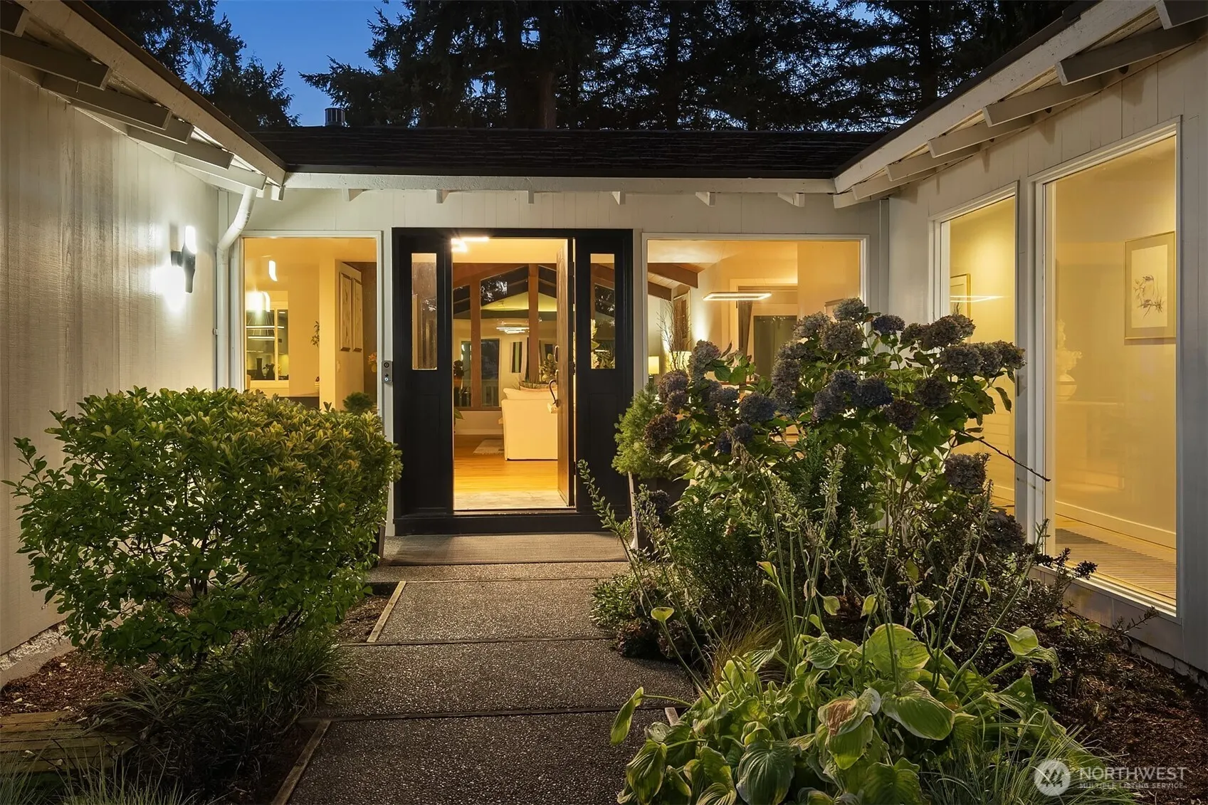 2911 198th Avenue SE, Sammamish, WA 98075