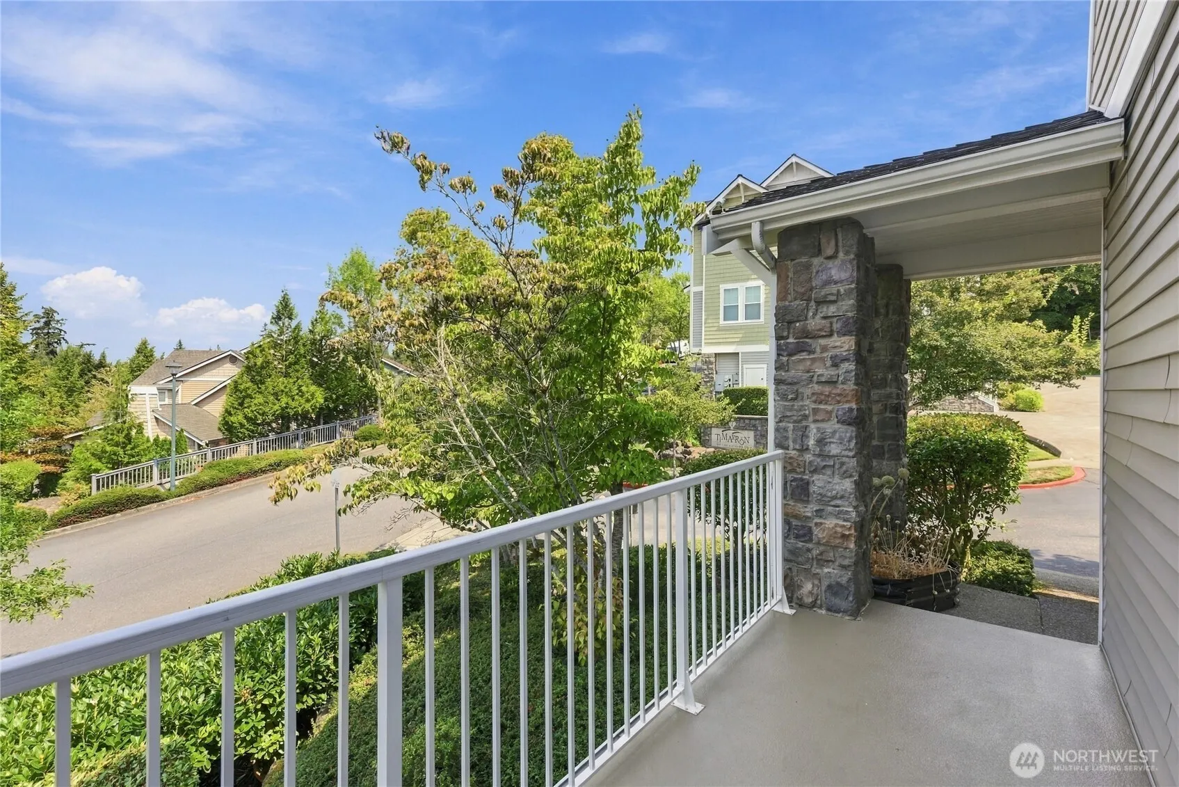 1601 NE Katsura Street #101, Issaquah, WA 98029