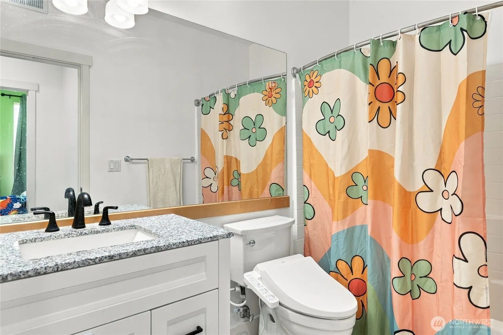 1601 NE Katsura Street #101, Issaquah, WA 98029