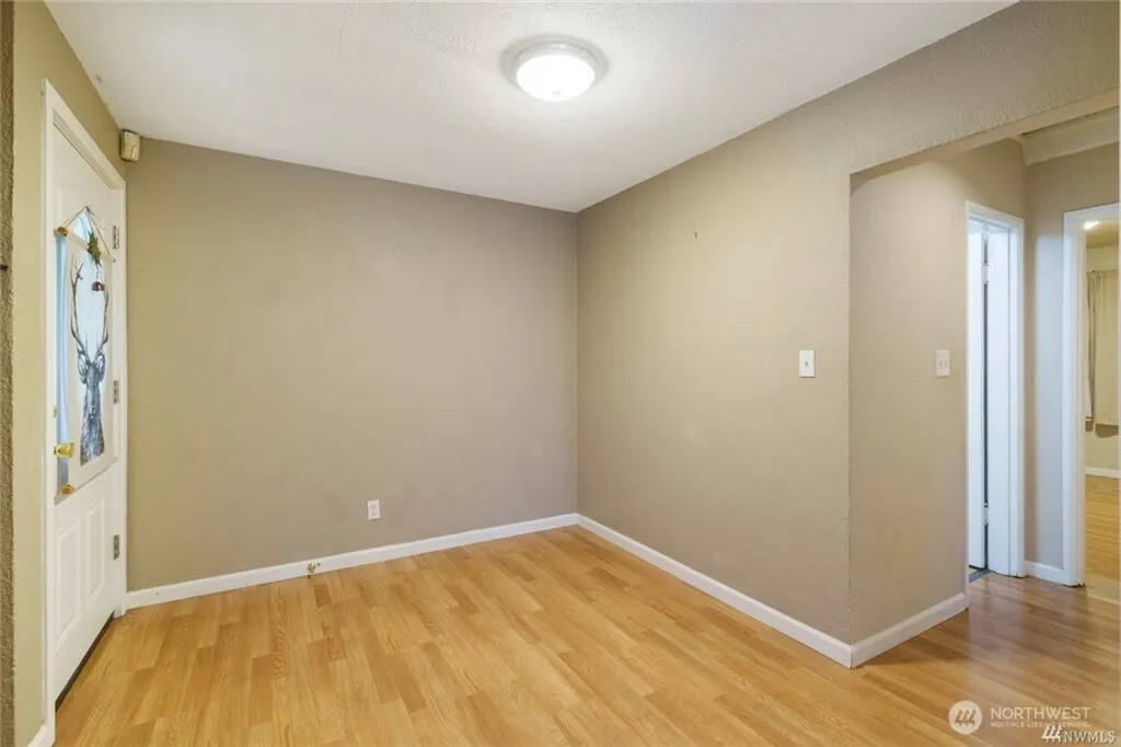 125 Hayes Place SW #1 & 2, Renton, WA 98057