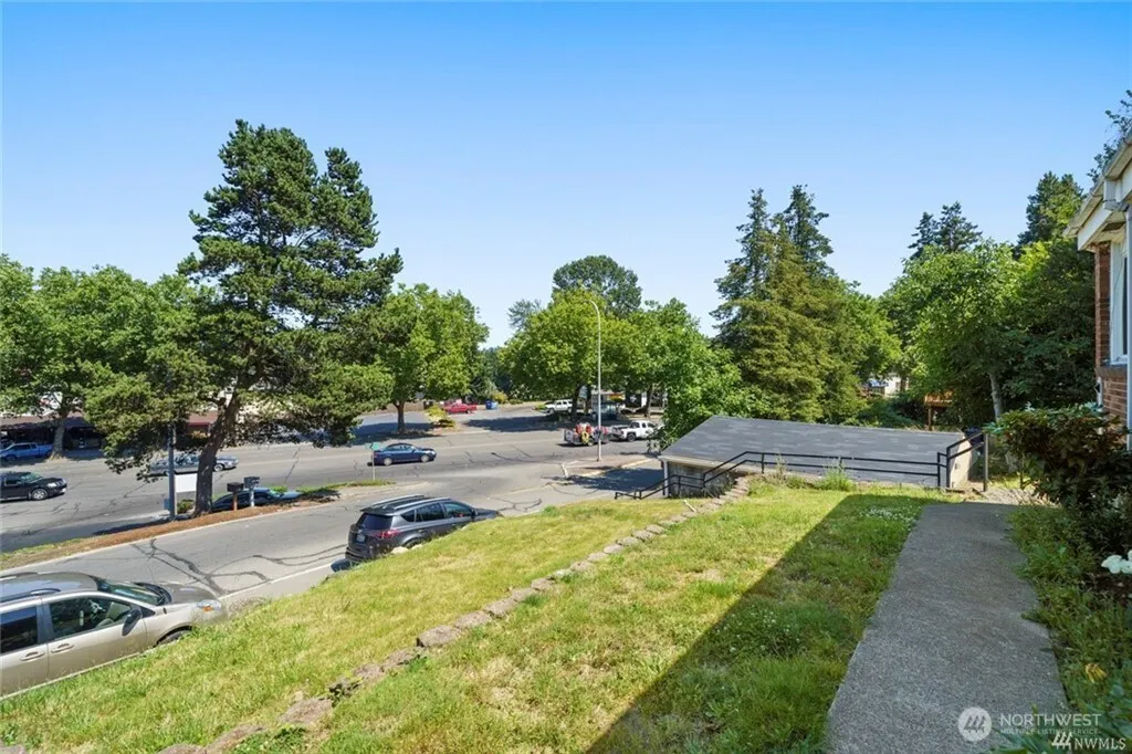 125 Hayes Place SW #1 & 2, Renton, WA 98057