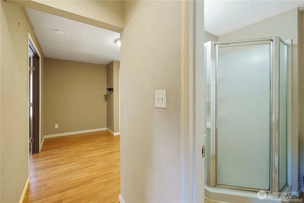 125 Hayes Place SW #1 & 2, Renton, WA 98057