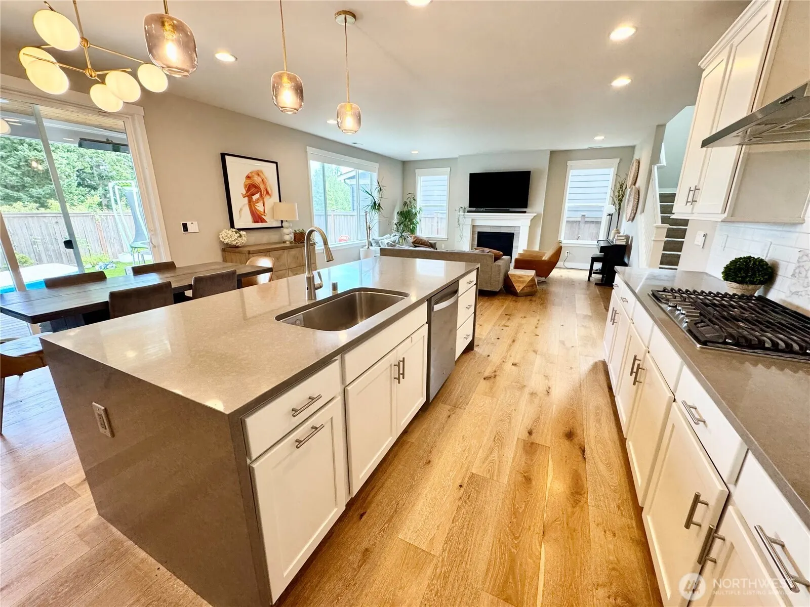 12916 136th Place NE, Kirkland, WA 98034-7012