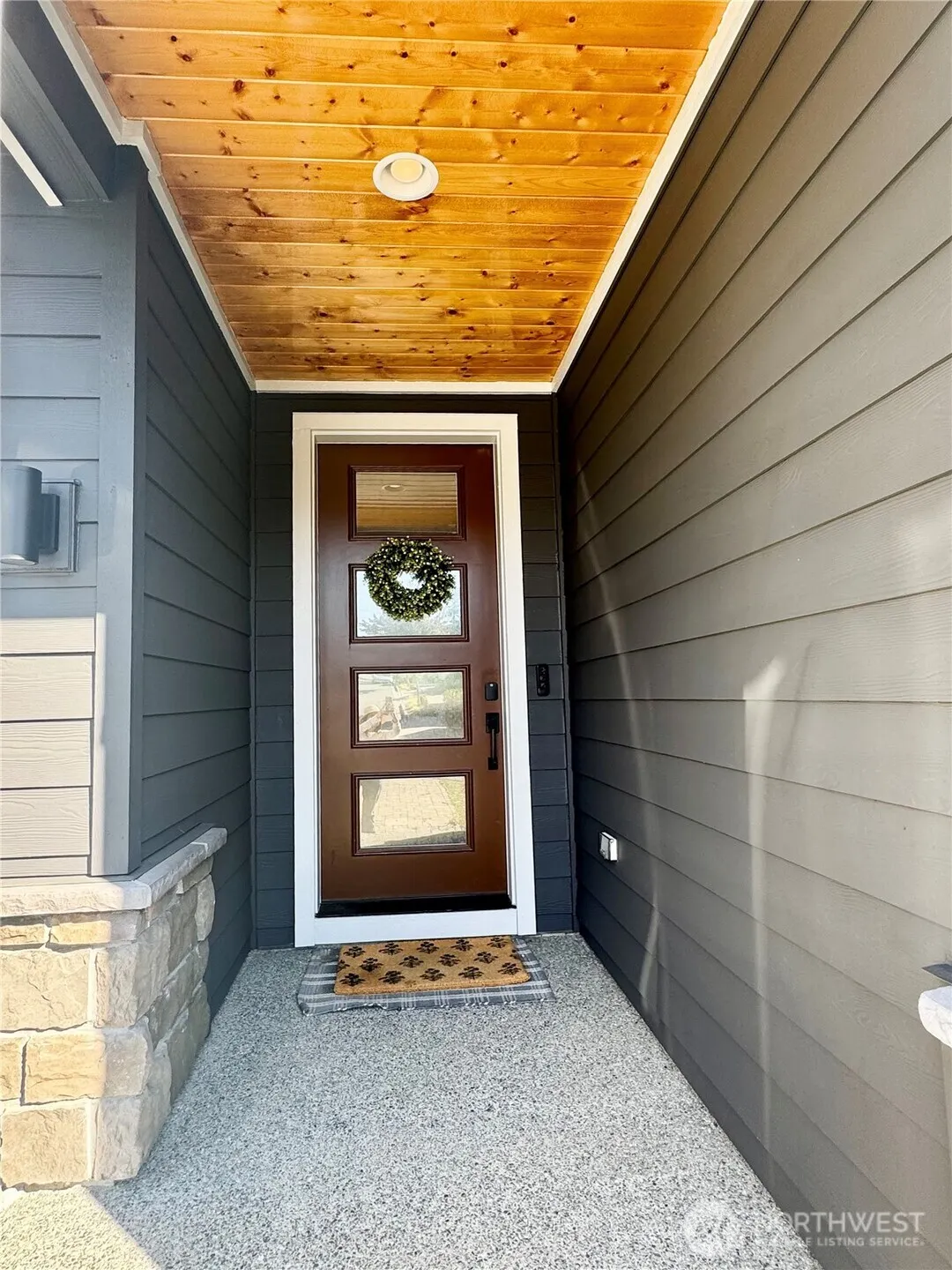 12916 136th Place NE, Kirkland, WA 98034-7012
