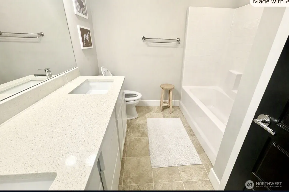 12916 136th Place NE, Kirkland, WA 98034-7012