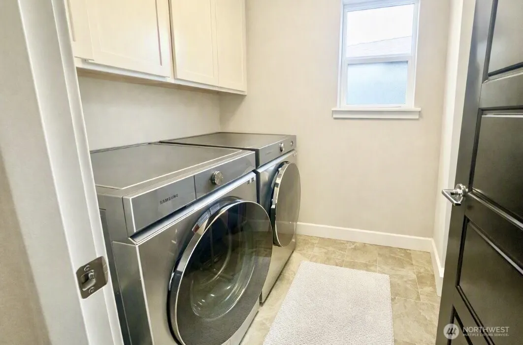 12916 136th Place NE, Kirkland, WA 98034-7012