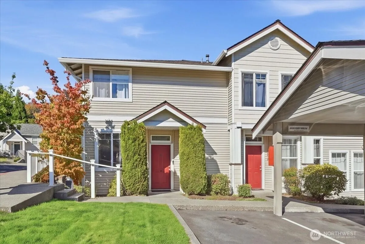 2712 151st Place SW #X101, Lynnwood, WA 98087