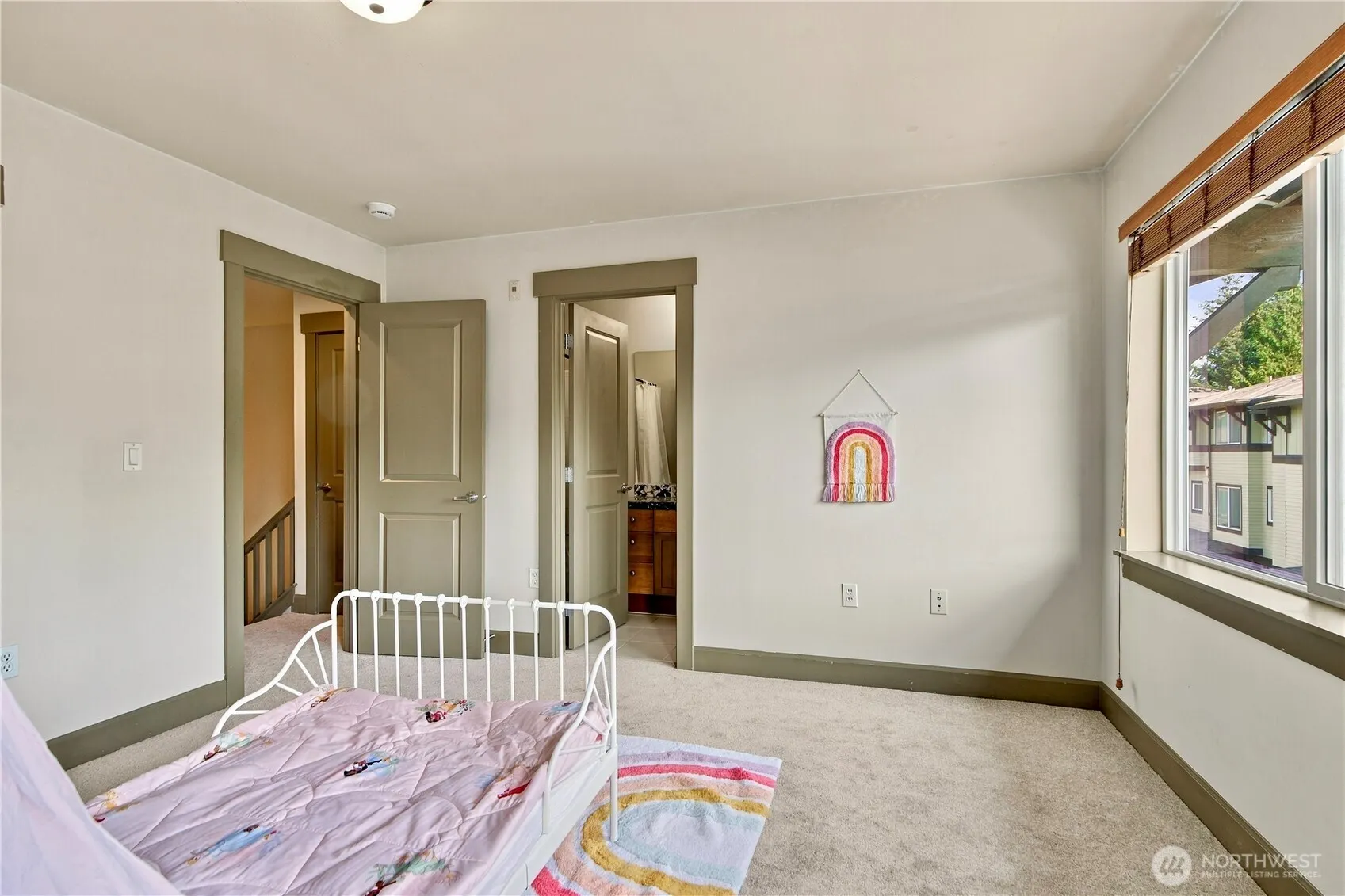 2115 201st Pl SE #J2, Bothell, WA 98012