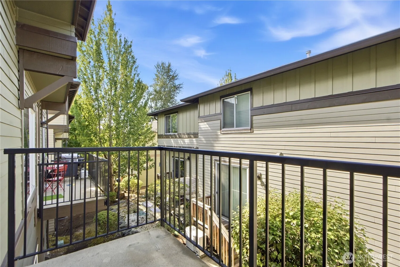 2115 201st Pl SE #J2, Bothell, WA 98012