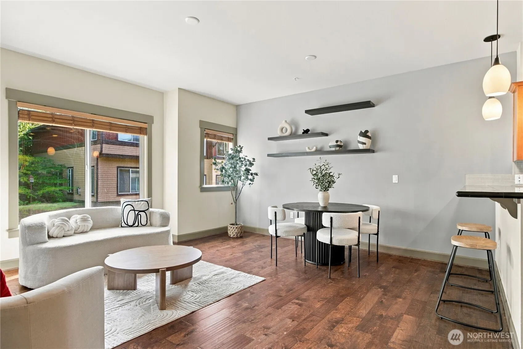 2115 201st Pl SE #J2, Bothell, WA 98012