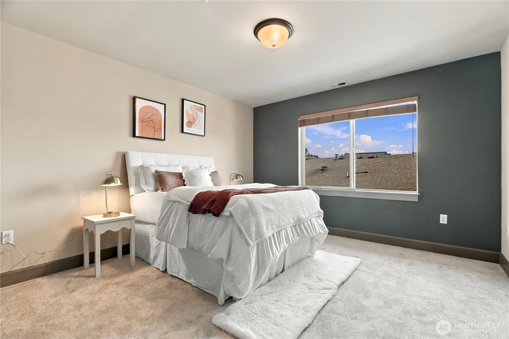 2115 201st Pl SE #J2, Bothell, WA 98012