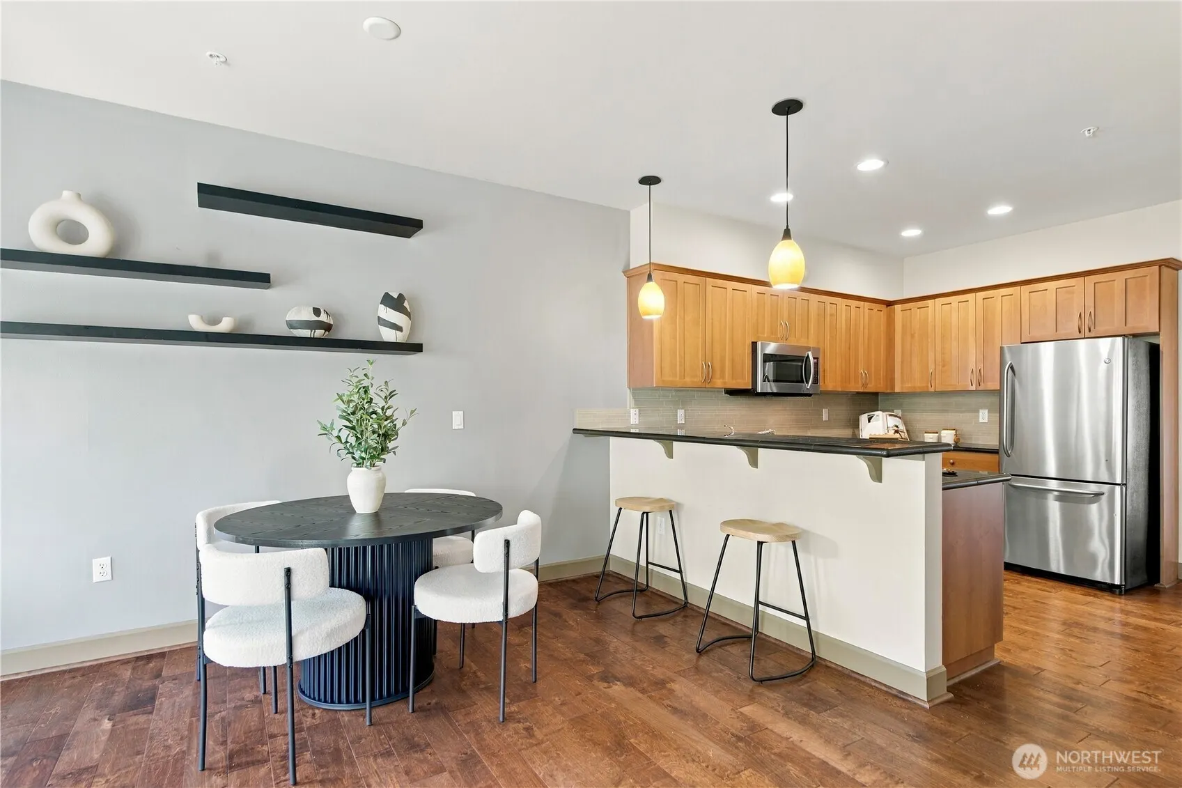 2115 201st Pl SE #J2, Bothell, WA 98012