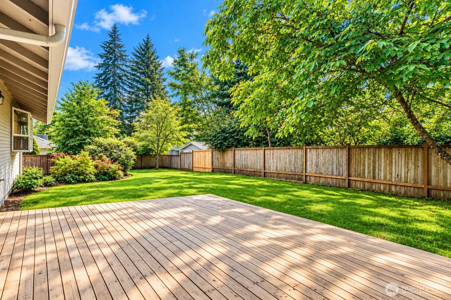 16613 NE 18th Street , Bellevue, WA 98008
