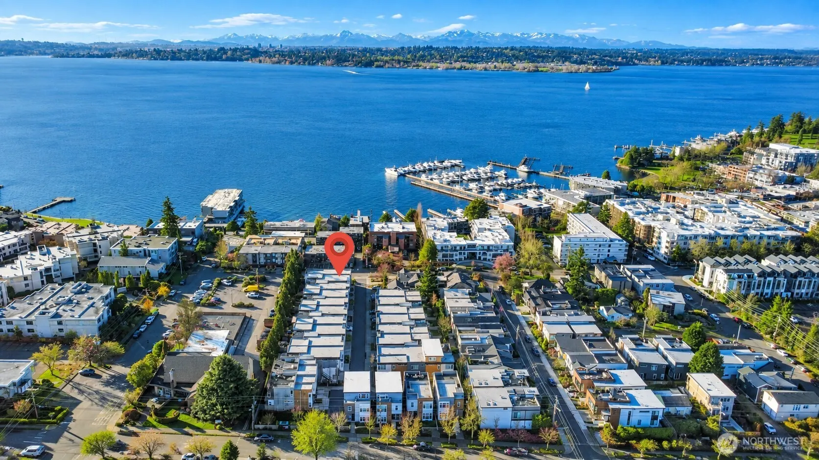 201 4th Court S #15, Kirkland, WA 98033