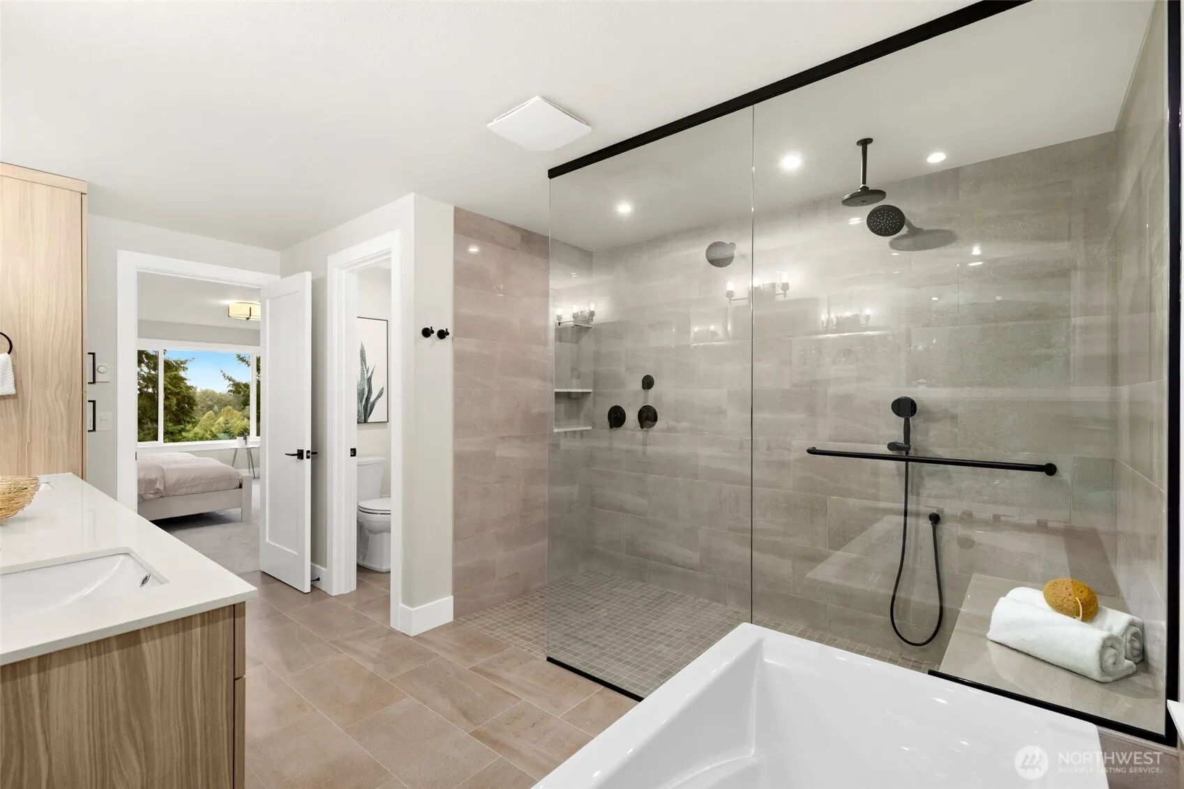 12072 SE 63rd Court #7, Bellevue, WA 98006