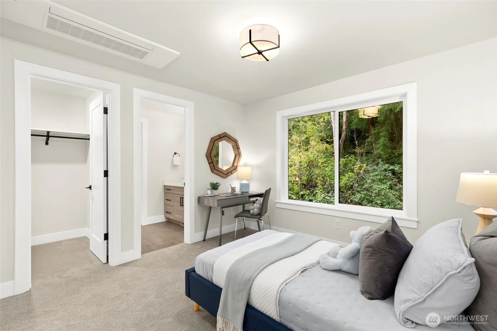 12072 SE 63rd Court #7, Bellevue, WA 98006