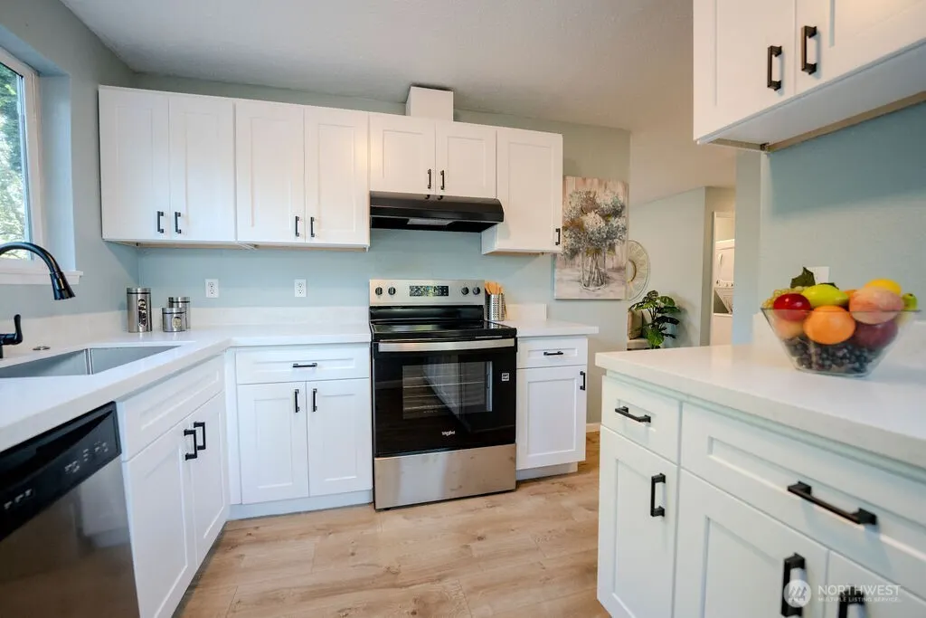 12419 SE Petrovitsky Road , Renton, WA 98058