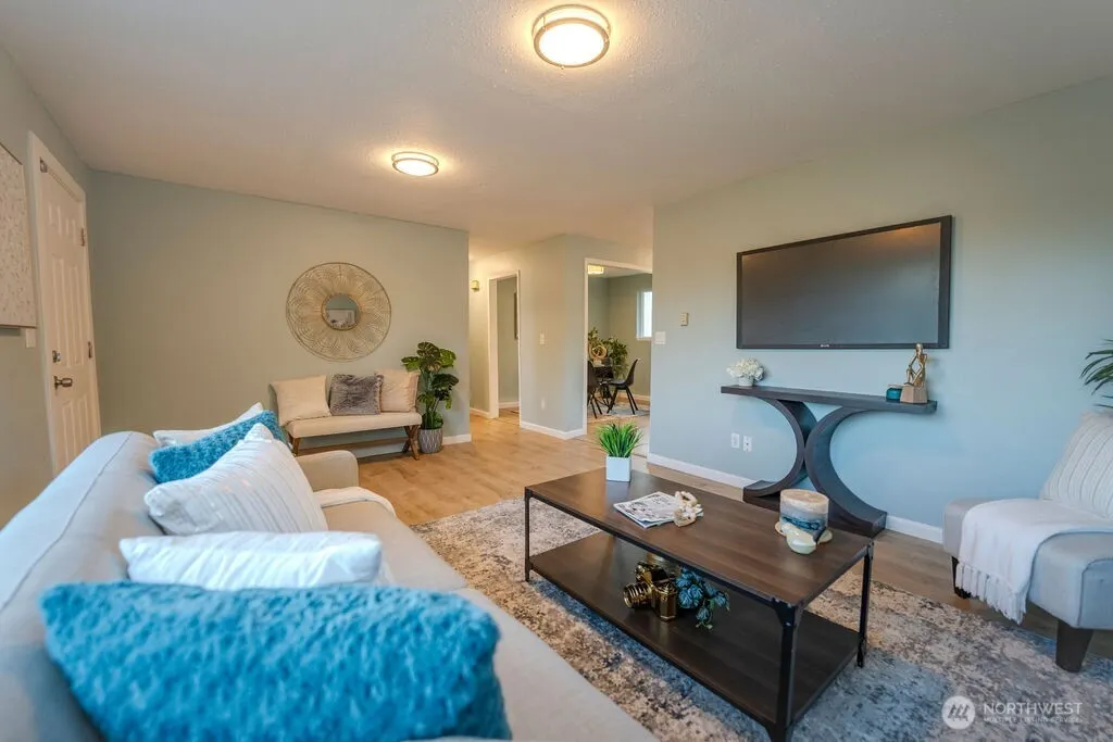 12419 SE Petrovitsky Road , Renton, WA 98058