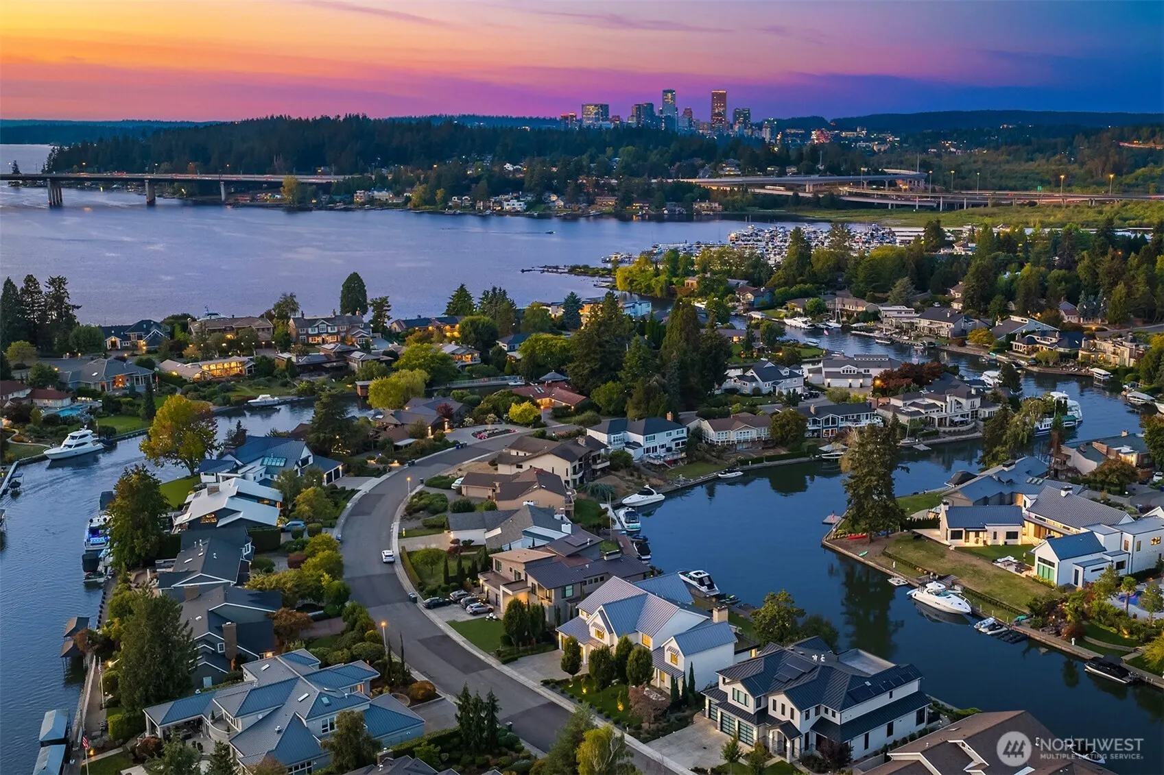 15 Crescent Ky , Bellevue, WA 98006