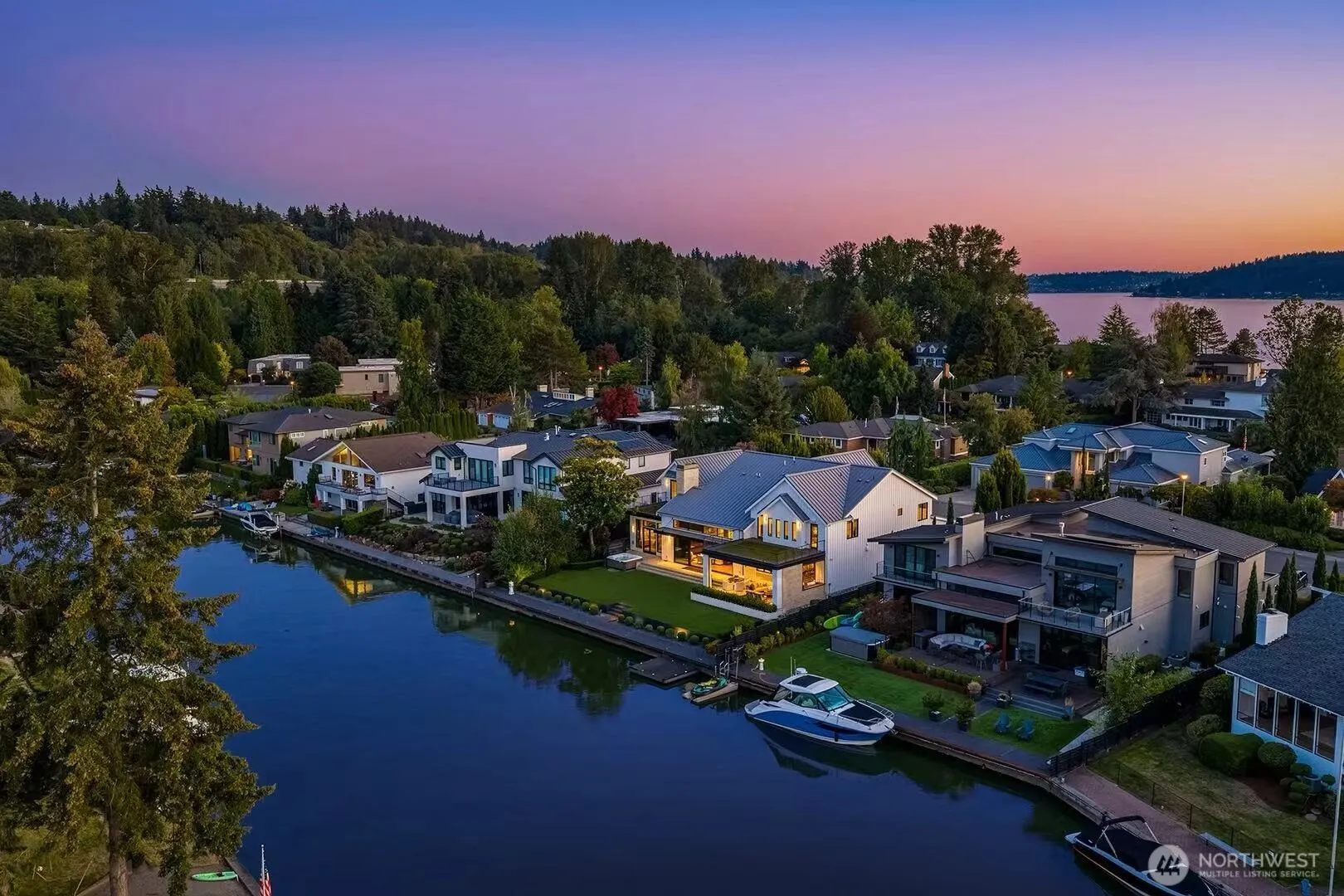 15 Crescent Ky , Bellevue, WA 98006