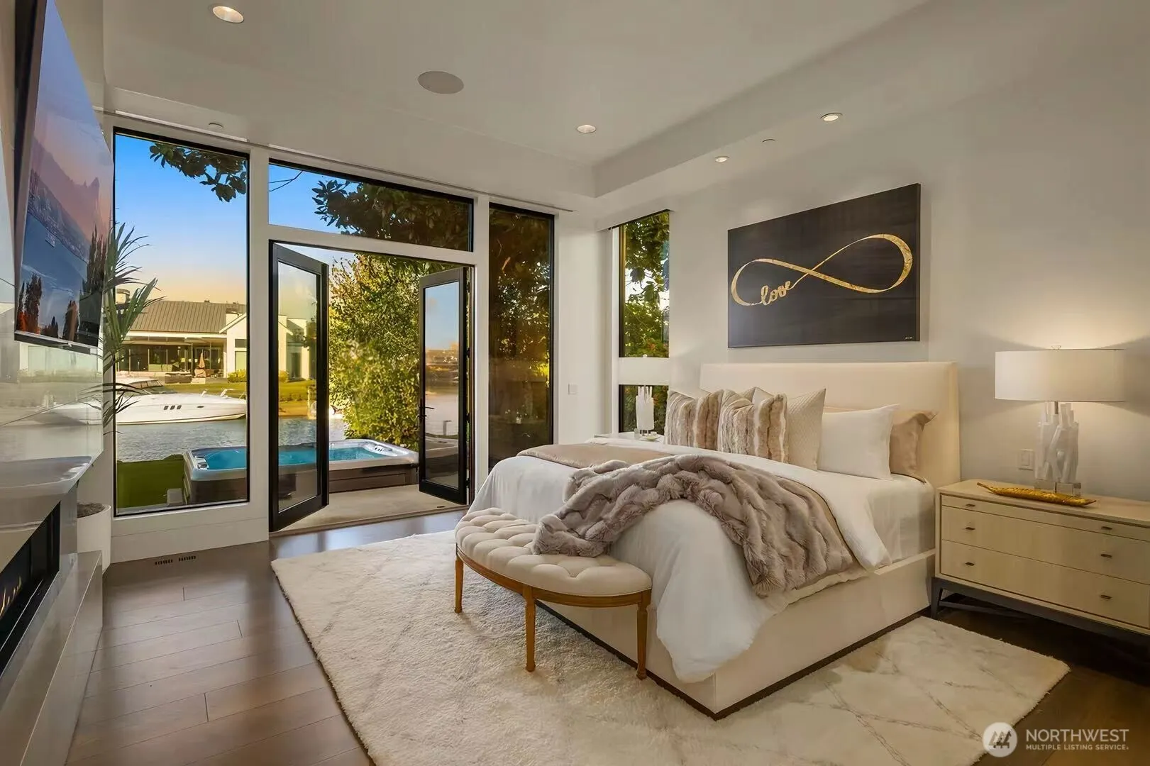 15 Crescent Ky , Bellevue, WA 98006
